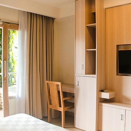 Core Hotel Benoa Nusa Dua  Exterior photo